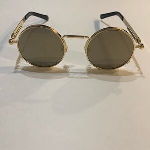 Gold Vintage Style Sunglasses